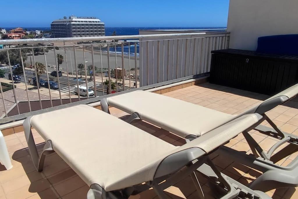 El Medano Beachfront Triplex Penthouse With Pool, Rooftop, Sea View Eksteriør billede
