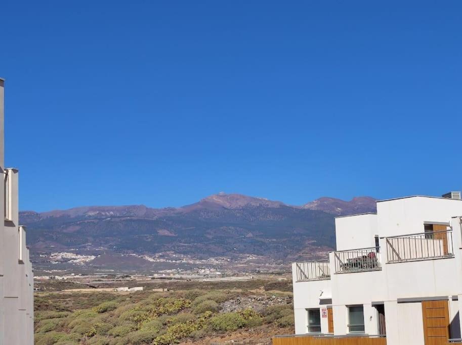 El Medano Beachfront Triplex Penthouse With Pool, Rooftop, Sea View Eksteriør billede